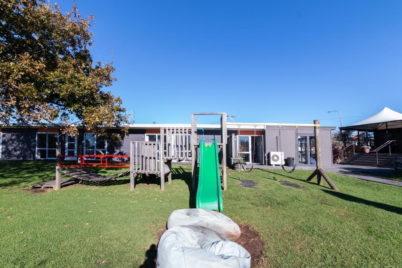 Waihi Beach Hotel エクステリア 写真